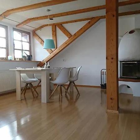 Apartment Heldennest Heldenfingen